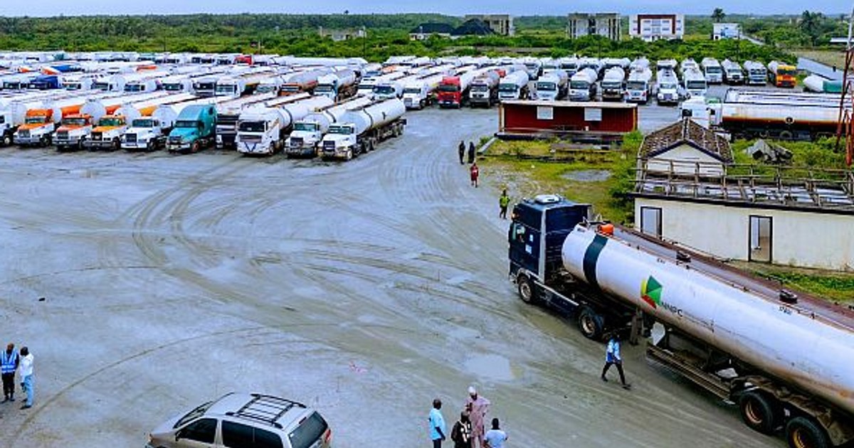Dangote Refinery halts petrol loading as crude oil approaches $120 amid Strait of Hormuz unrest.