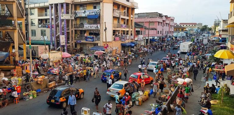 Charcoal, plantain, and school fees drive Ghana’s 3.3% inflation in February