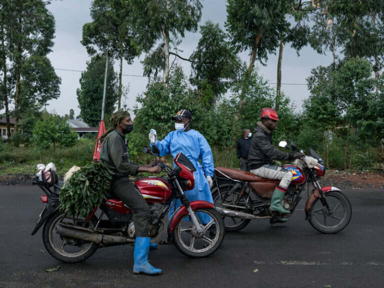 Uganda closes border traffic with DR Congo amid Ebola outbreak fears