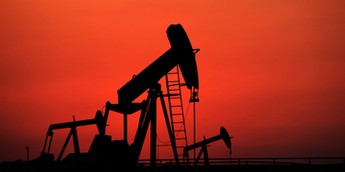 Egypt records its largest oil and gas discovery in 15 years after major desert find.