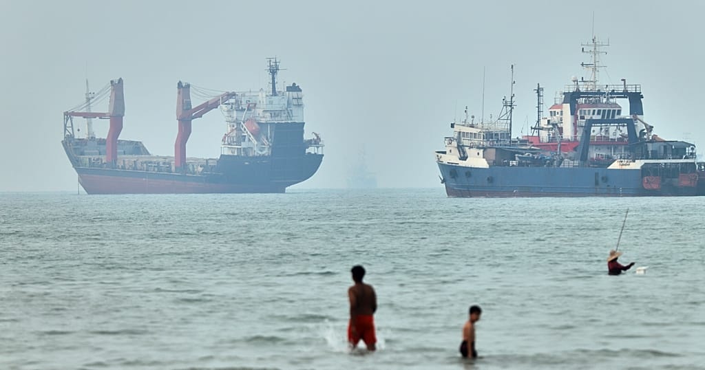 Iran will not cooperate with other countries to de-mine Strait of Hormuz
