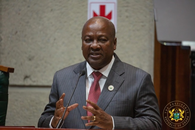 Ghana’s government backs extending presidential term from four to five years