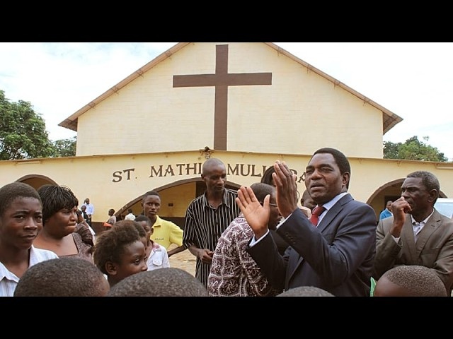 Zambia’s President Hichilema rallies students ahead of Thursday’s election