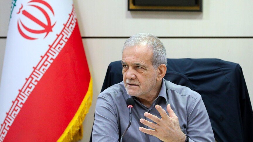 Iran says it agreed with Oman on Hormuz passage route, links reopening to US commitments
