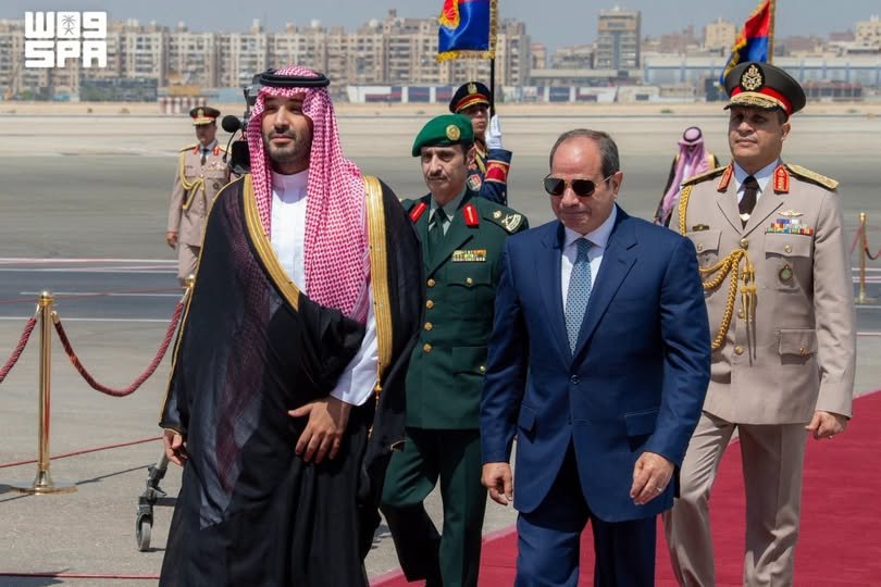 Riyadh and Cairo call for free and secure shipping in Red Sea