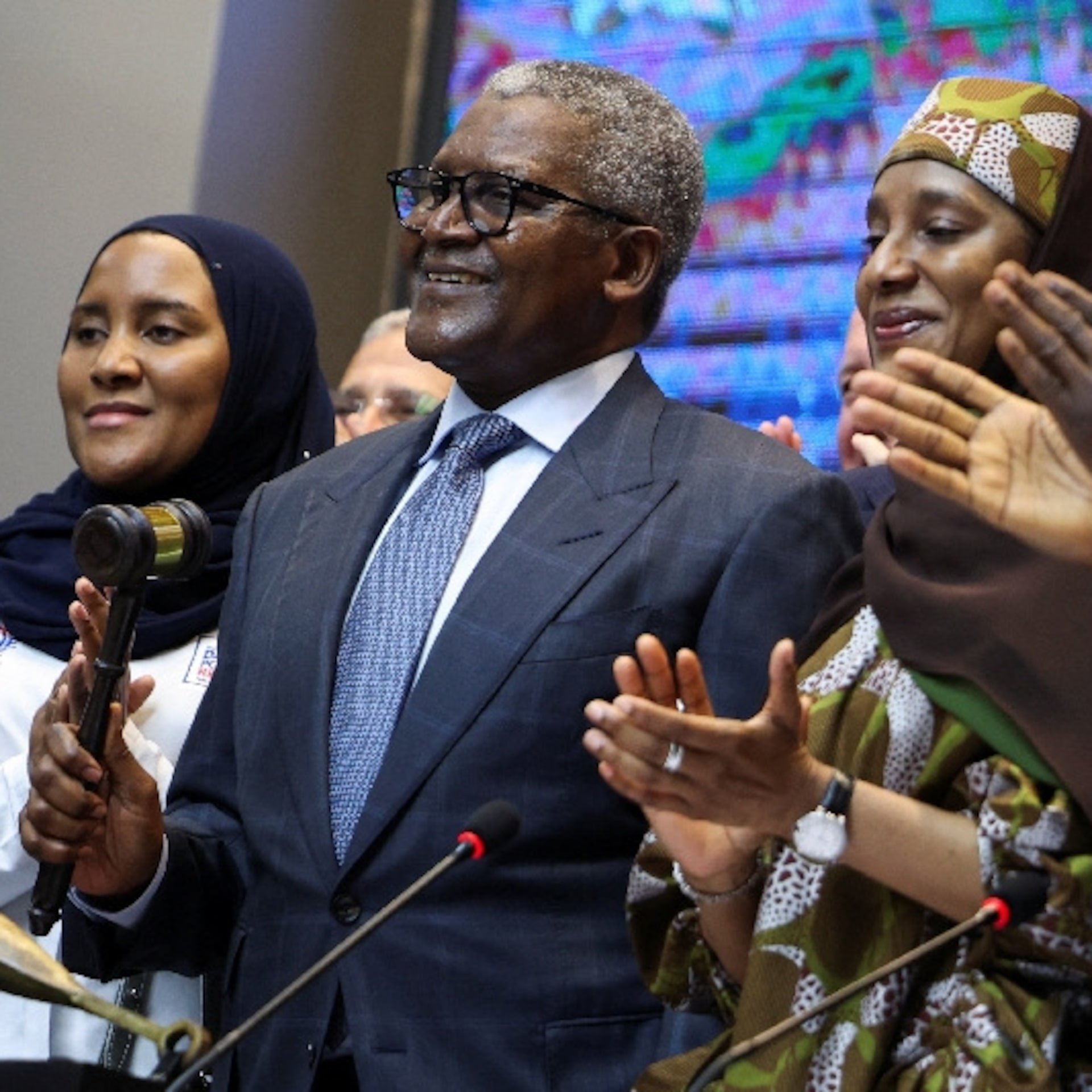 Dangote IPO draws interest from Nigerians keen to invest