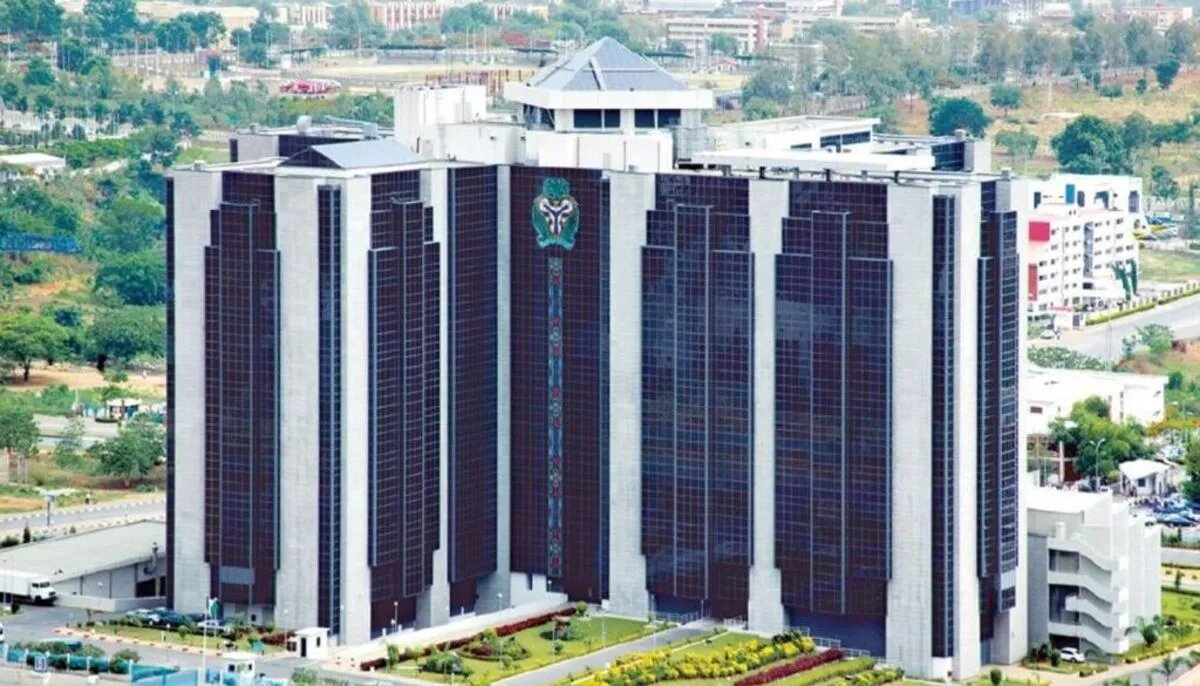 Banks yet to lower lending rates nearly a week after CBN’s MPR cut
