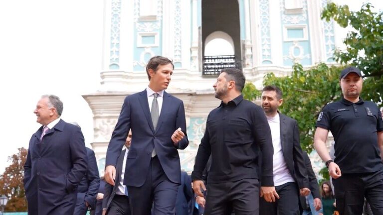 Zelenskyy meets with US envoys Witkoff and Kushner in Kyiv