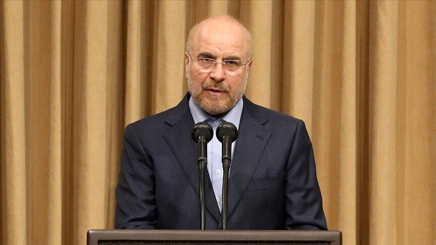 Iran parliament speaker warns no one in region will sell oil if Tehran cannot