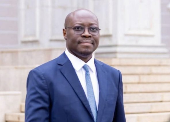 Investors push for Ghana’s return to global capital markets; government says no rush