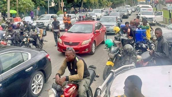 Niger imposes curfew on petrol sales amid national fuel shortage